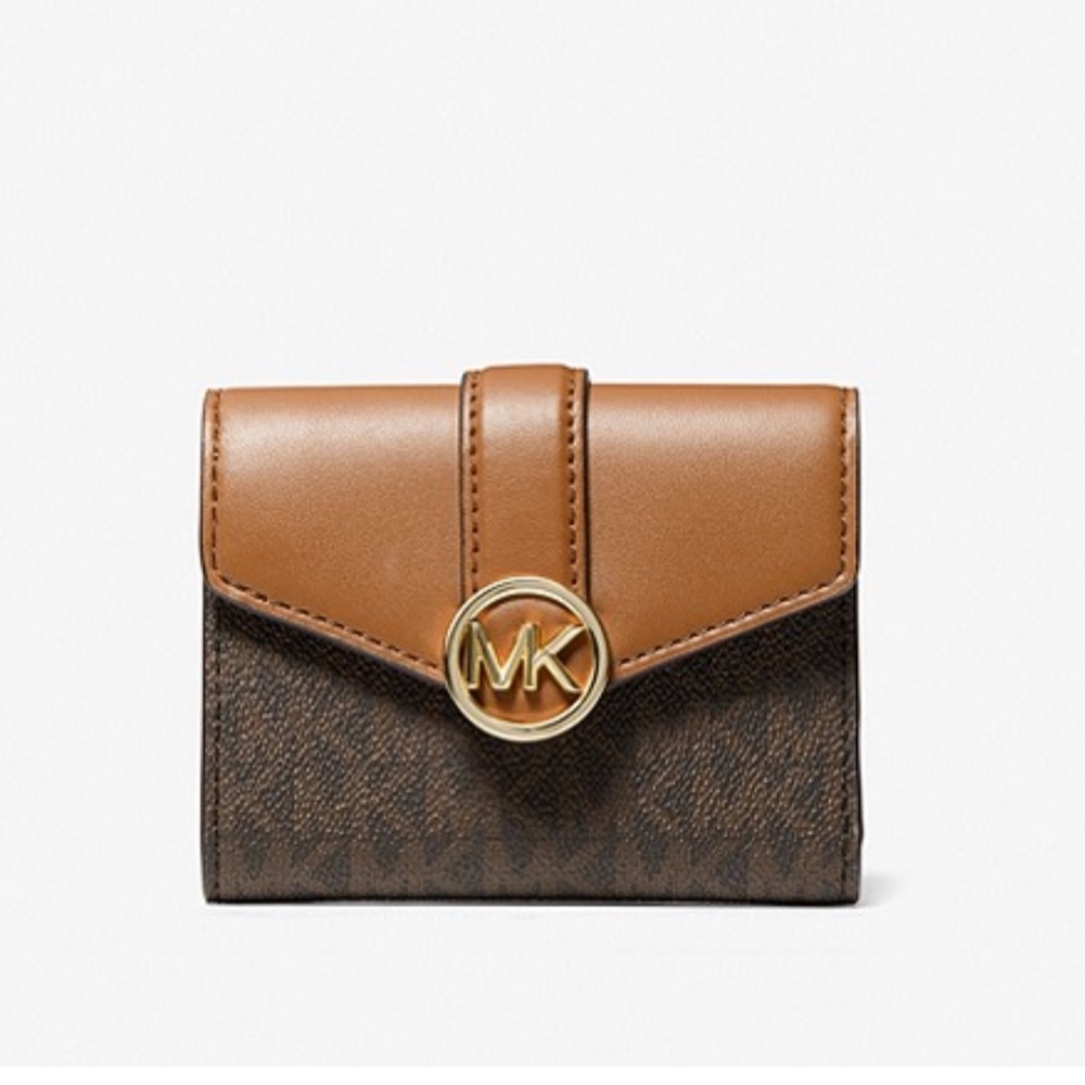 MICHAEL KORS CARMEN MEDIUM LOGO AND FAUX LEATHER WALLET BROWN - Picture 2 of 16
